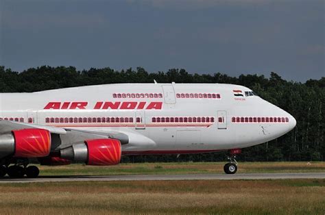 does air india have 747